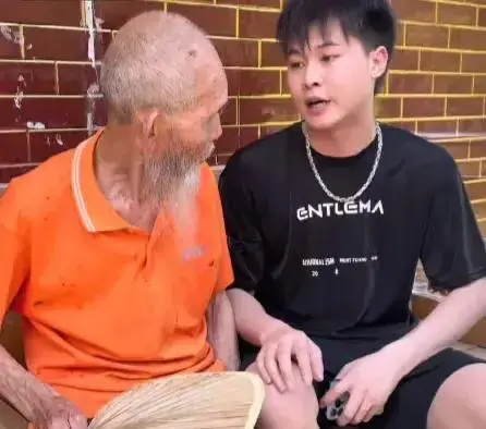 许华升网红八卦-_许华升官宣女友怀孕_许华升婷婷怀孕消息